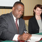 Image: International Business Minister, Donville Inniss and Elena Perkarova from the Slovak Republic’s Ministry of Finance at the signing of the Double Taxation Agreement (DTA) at the Hilton Barbados October 28th, 2015