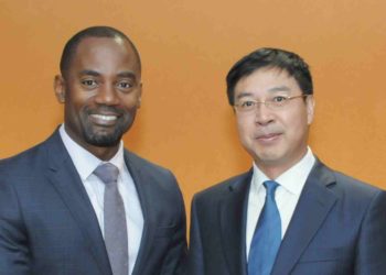 Image: Kirk-Humphrey-and-Yan-Xiusheng